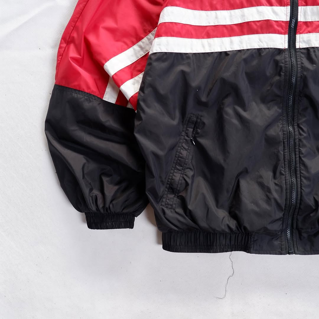 adidas Vintage Track Jacket | Size L | USA ๐บ๐ธ ๐จ๐ฆ ๐ฒ๐ฝ