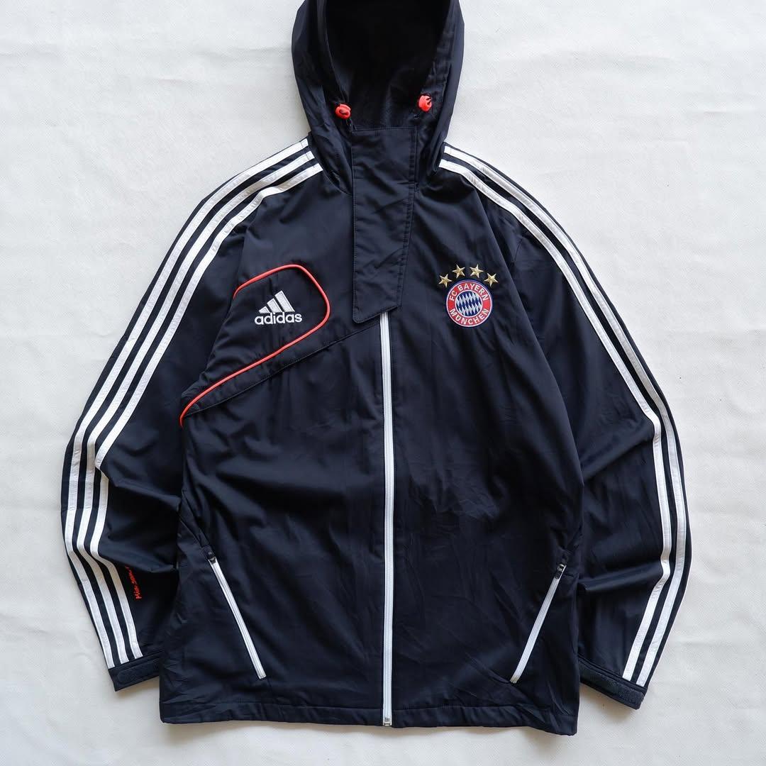 Adidas FC Bayern München Windbreaker | 100 | Made in China 🇨🇳