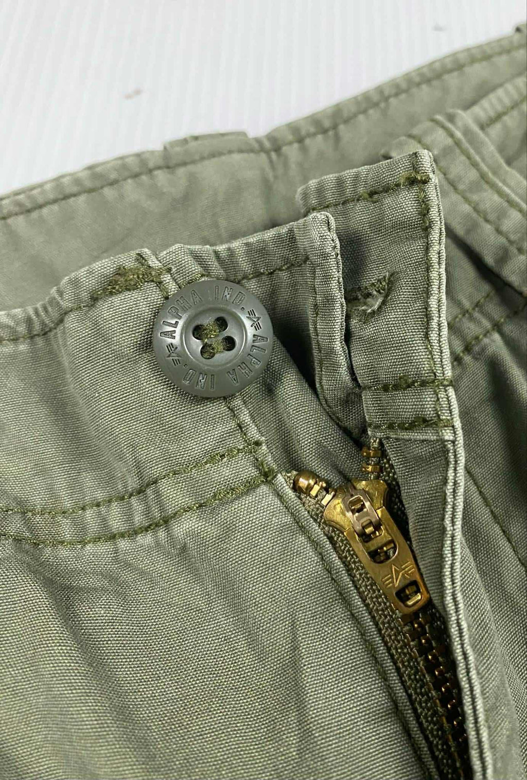 Alpha Industries Military Cargo Pants | W31–32 x L42 | Made in China 🇨🇳