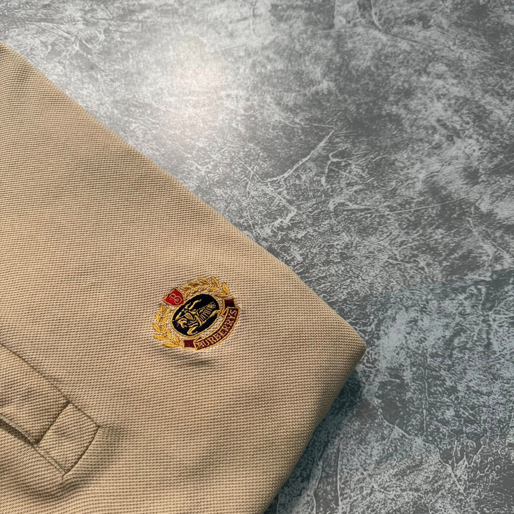 Burberrys Embroidered Crest Polo Shirt | M | Made in England 🇬🇧