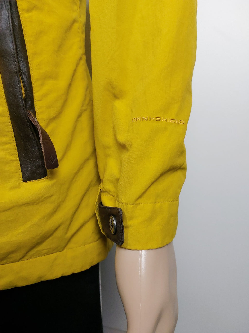 Columbia Omni-Shield Tech Jacket | Size M | Made in China 🇨🇳