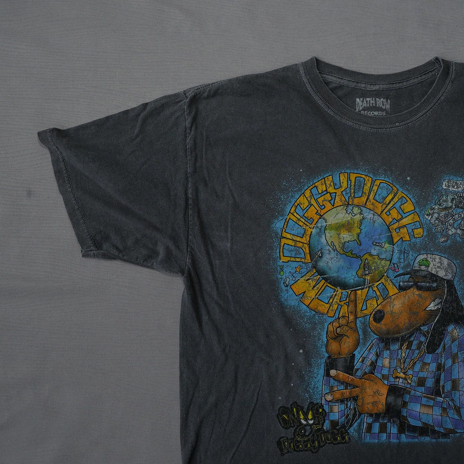 Death Row Records "DOGGYDOGG WORLD" T-Shirt | Size L | Made in China 🇨🇳
