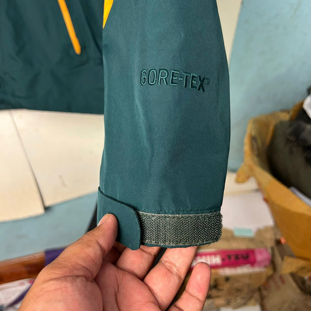 Montbell GORE-TEX Mountain Jacket | Size M | Made in Vietnam 🇻🇳