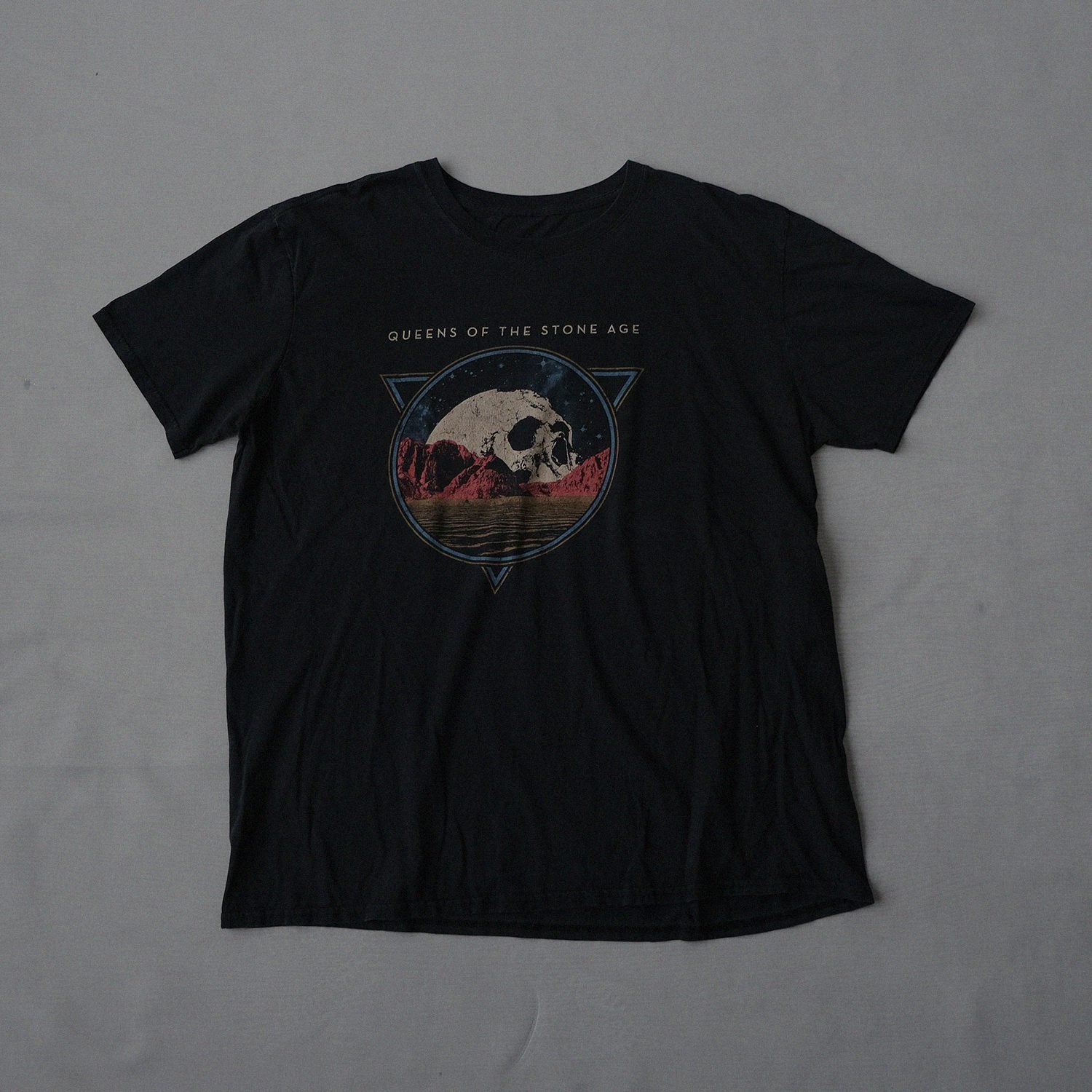 Queens of the Stone Age "Villains Tour 2017" Concert T-Shirt | Size M | Made in
