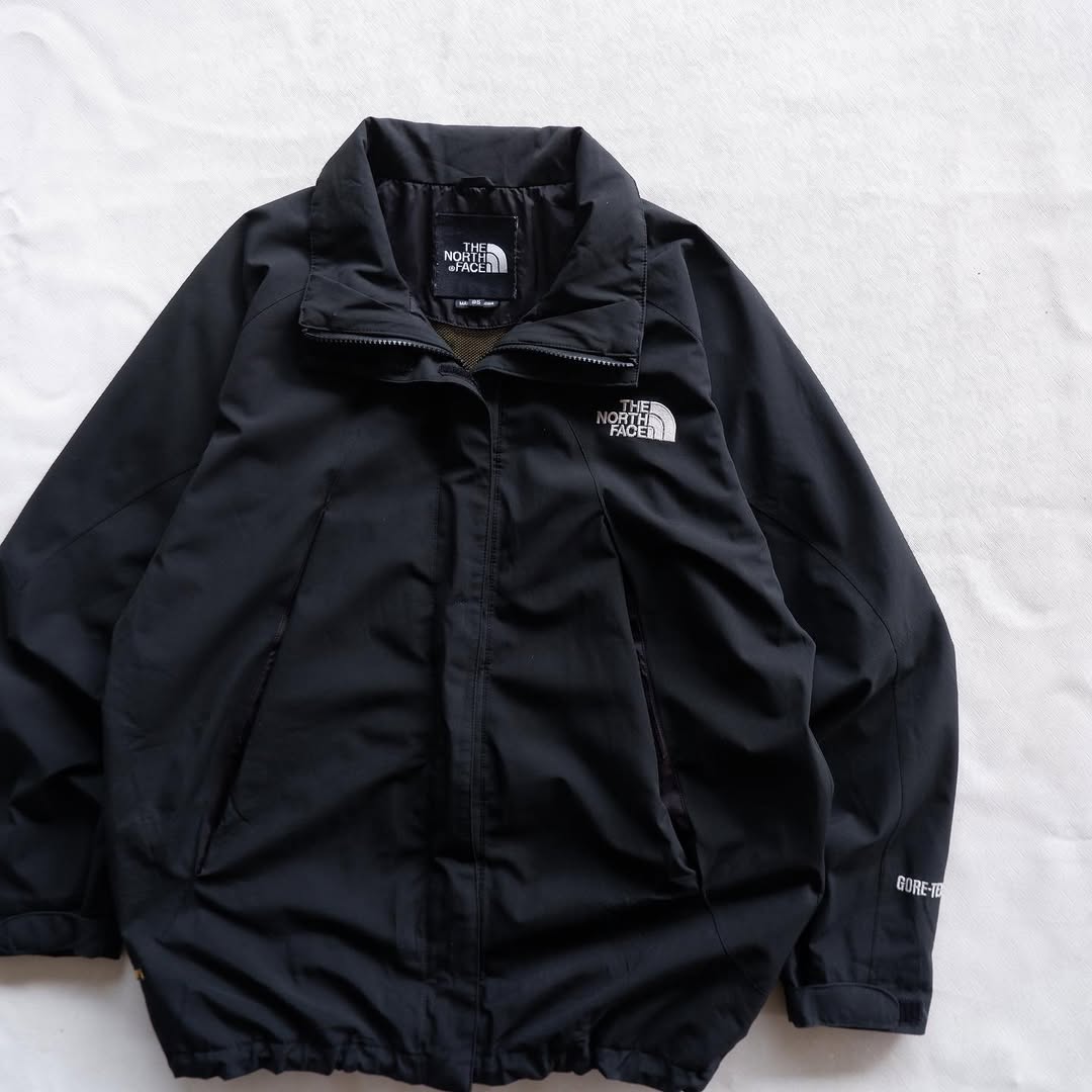 THE NORTH FACE Gore-Tex Shell Jacket | Size 85 (M) | Made in China 🇨🇳