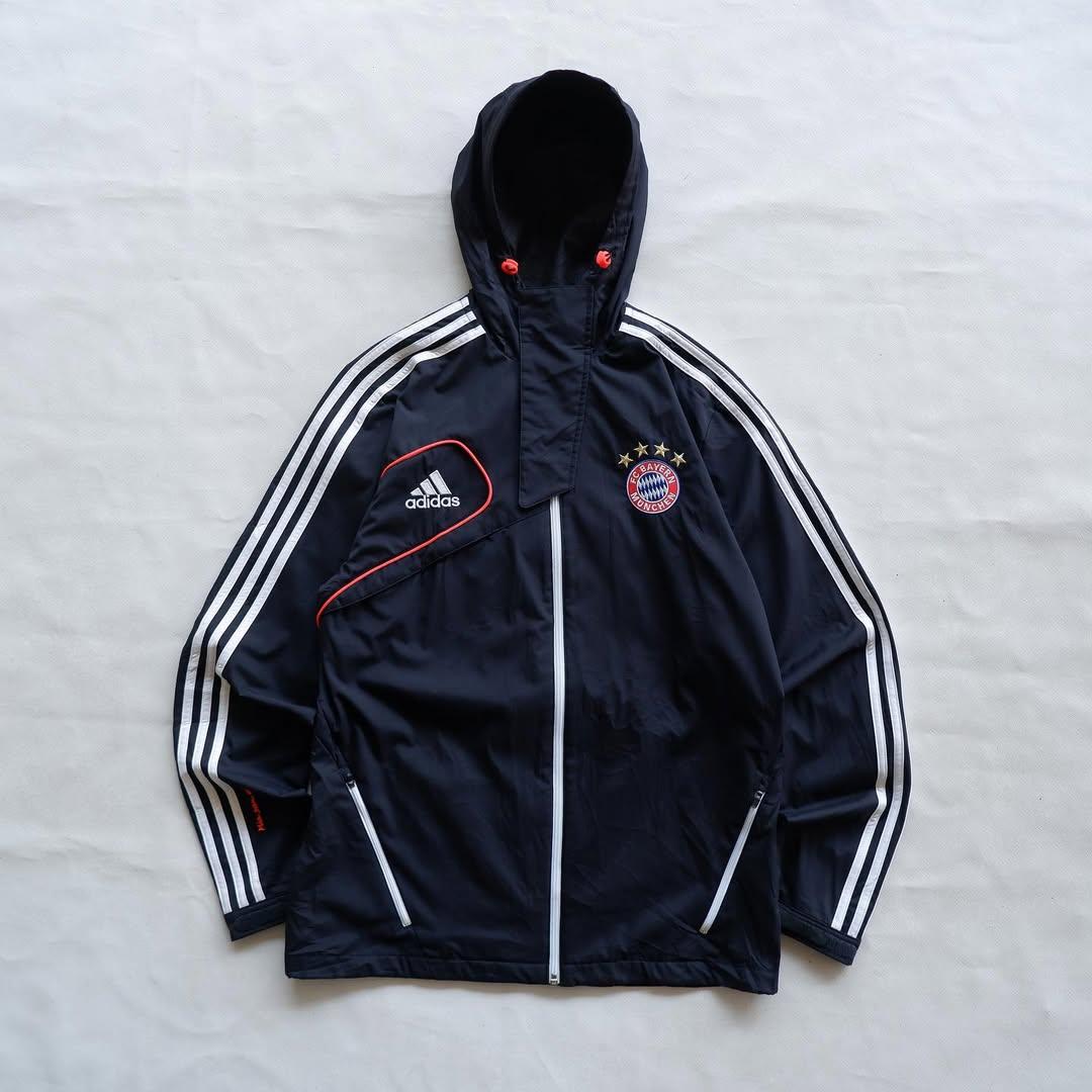 Adidas FC Bayern München Windbreaker | 100 | Made in China 🇨🇳