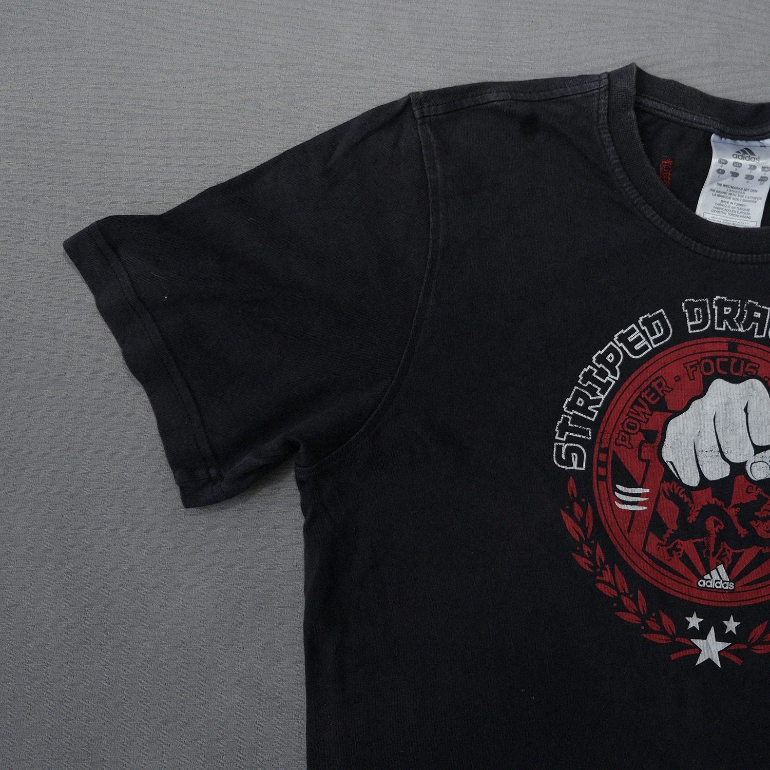 Adidas 'Striped Dragon Dojo' Graphic T-Shirt | Size M | Made in Turkey 🇹🇷 - 图片 5